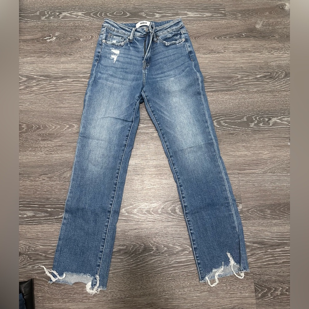 Stylish Blue Distressed Straight Leg Jeans